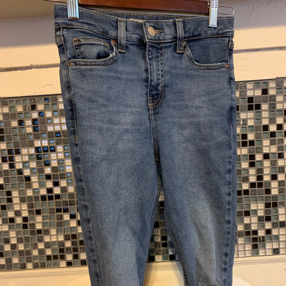 Distressed Topshop moto Jamie jeans